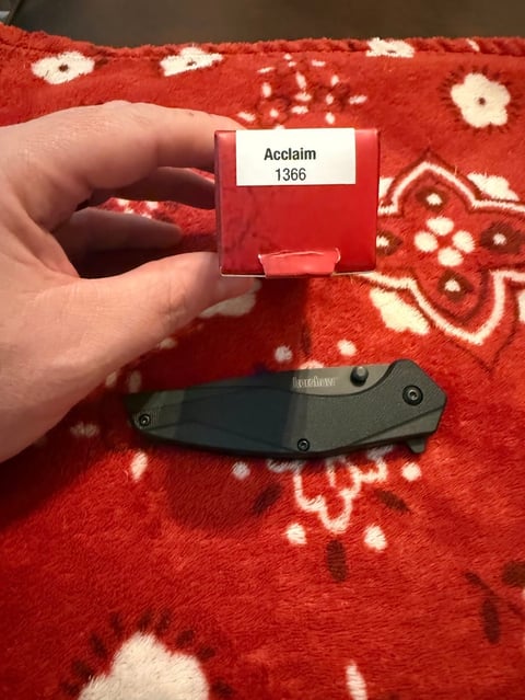 Kershaw Acclaim in hand