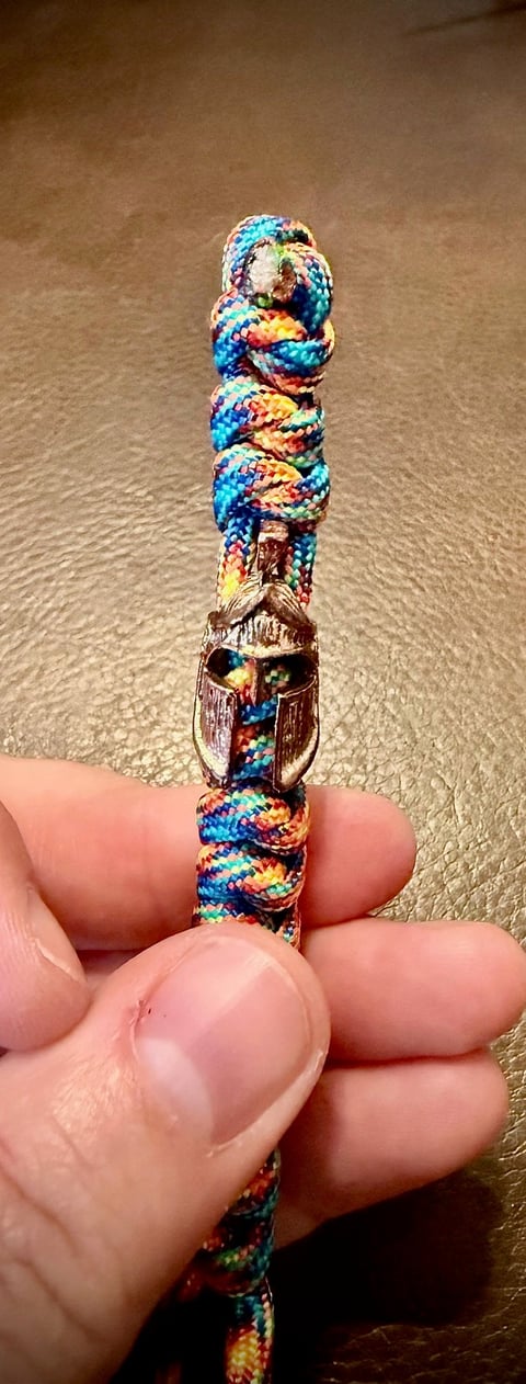Cudeman Pyrana pocket knife with custom paracord lanyard and Spartan helmet bead