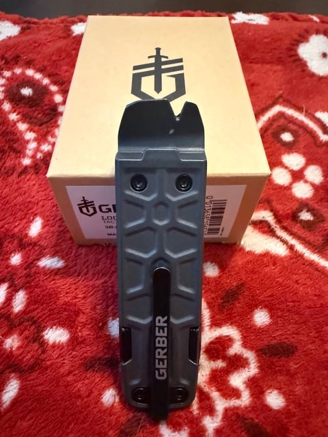 Gerber Lockdown Pry on box